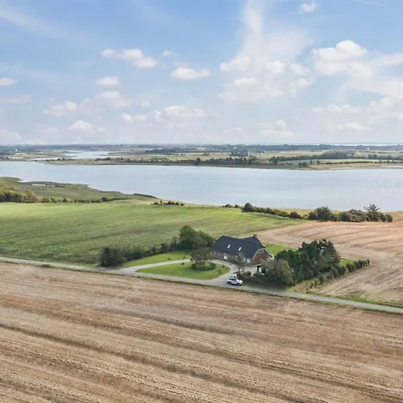 Holiday home Fridhild - 150m To The Fjord By Interhome