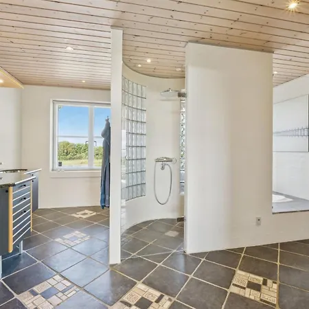 Holiday home Fridhild - 150m To The Fjord By Interhome